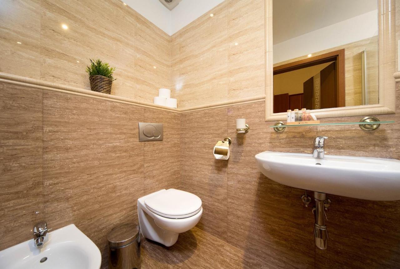 B12 - Comfort Apartemnts City Center Leilighet Krasków Eksteriør bilde